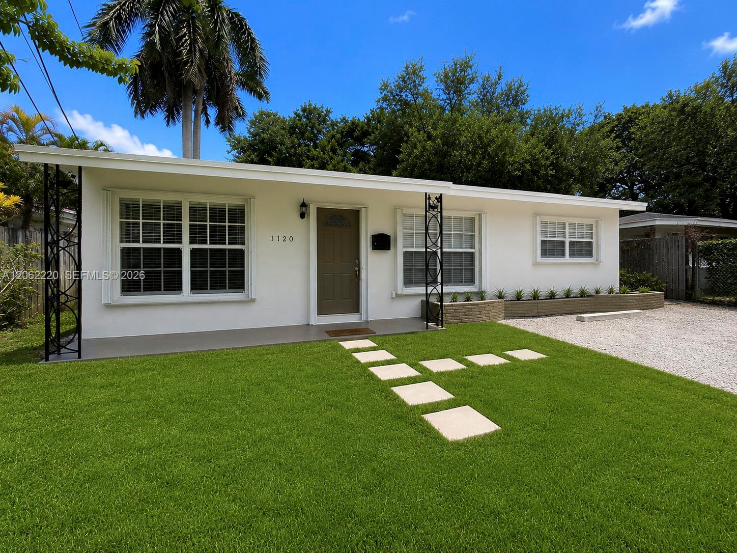 1120 SW 15th Terrace - 1120 SW 15th Terrace, Fort Lauderdale, FL 33312 Luxury Property | Jose Angel Pina