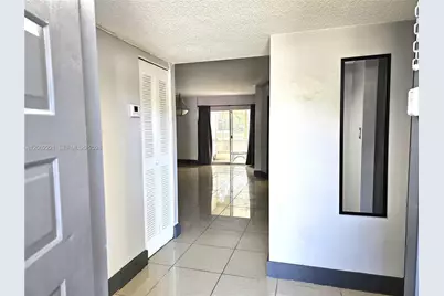13904 SW 91st Ter #13904, Miami, FL 33186 - Photo 3