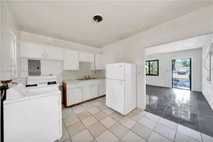 6531 SW 59th Ave, South Miami, FL 33143 - Photo 5