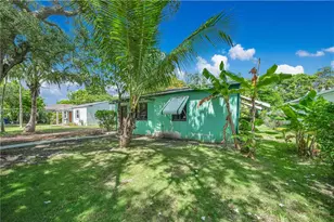 6531 SW 59th Ave, South Miami, FL 33143 - Photo 3