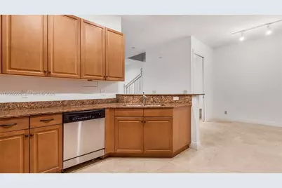 425 NE 69th Cir, Boca Raton, FL 33487 - Photo 15