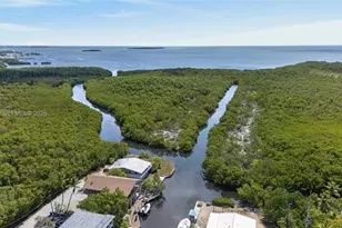 123 Peace Ave, Tavernier, FL 33070 - Photo 9