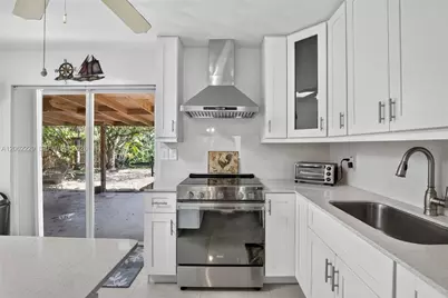 2731 Bruce Ter, Hollywood, FL 33020 - Photo 13