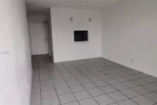 4550 NW 9th St, Miami, FL 33126 - Photo 25