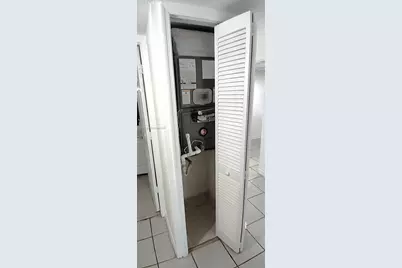 4550 NW 9th St #706E, Miami, FL 33126 - Photo 5