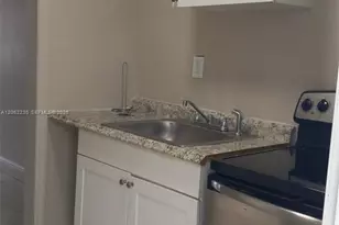 1462 NW 2nd Ave, Florida City, FL 33034 - Photo 3