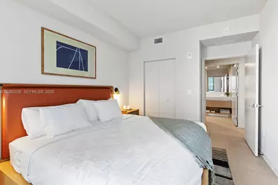 11 NE 6th St #2303, Miami, FL 33132 - Photo 13