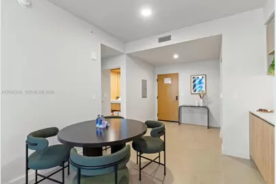 11 NE 6th St #2303, Miami, FL 33132 - Photo 5