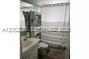 4141 NW 44th Ave, Lauderdale Lakes, FL 33319 - Photo 5