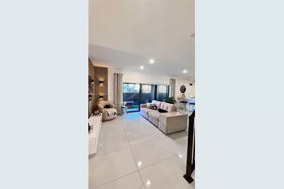 268 NW 13th Ct, Florida City, FL 33034 - Photo 3