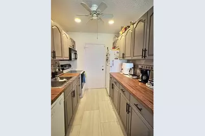 2270 NE 68th St #1906, Fort Lauderdale, FL 33308 - Photo 5