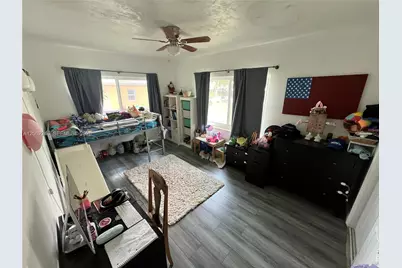 13301 NW Miami Ct, Miami, FL 33168 - Photo 33