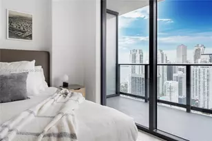 159 NE 6th St, Miami, FL 33132 - Photo 11