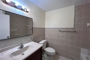 2750 N 34th Ave, Hollywood, FL 33021 - Photo 29
