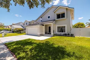 9650 SW 9th Ct, Pembroke Pines, FL 33025 - Photo 7