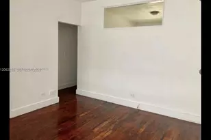 836 10th St, Miami Beach, FL 33139 - Photo 25