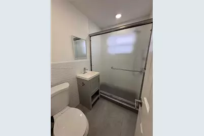 3237 SW 4th St #9, Miami, FL 33135 - Photo 9