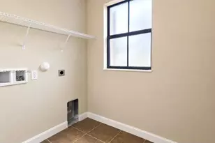 8890 W 33rd Ave, Hialeah, FL 33018 - Photo 25