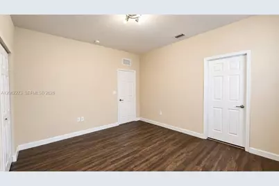 8890 W 33rd Ave, Hialeah, FL 33018 - Photo 31
