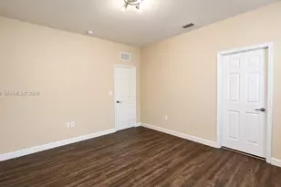 8890 W 33rd Ave, Hialeah, FL 33018 - Photo 31