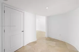 600 Grapetree Dr, Key Biscayne, FL 33149 - Photo 43