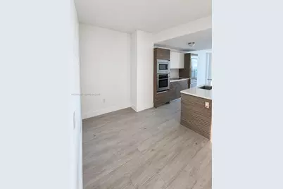 460 NE 28th St #906, Miami, FL 33137 - Photo 3
