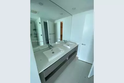 460 NE 28th St #906, Miami, FL 33137 - Photo 9