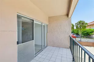 1900 W 68th St, Hialeah, FL 33014 - Photo 37