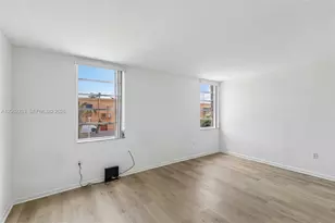 1900 W 68th St, Hialeah, FL 33014 - Photo 29