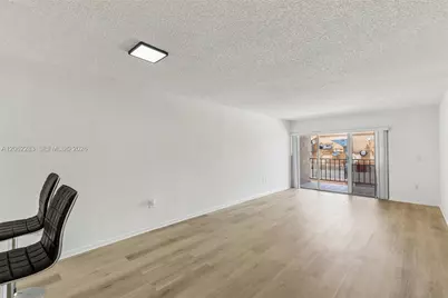 1900 W 68th St #B203, Hialeah, FL 33014 - Photo 27
