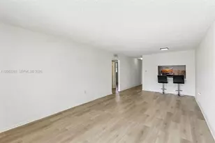 1900 W 68th St, Hialeah, FL 33014 - Photo 17