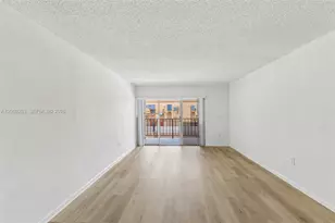 1900 W 68th St, Hialeah, FL 33014 - Photo 11