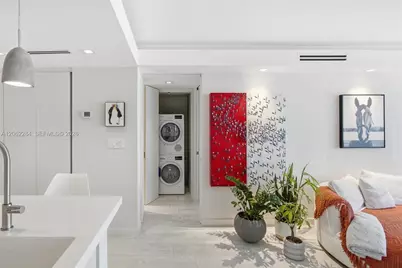5600 Collins Ave #5A, Miami Beach, FL 33140 - Photo 13
