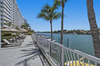 5600 Collins Ave #5A, Miami Beach, FL 33140 - Photo 19