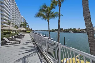 5600 Collins Ave, Miami Beach, FL 33140 - Photo 19