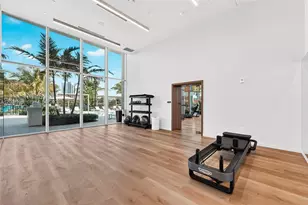 2411 Laguna Cir, North Miami, FL 33181 - Photo 39