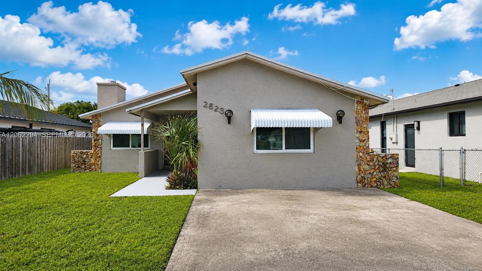 2623 Harding St - 2623 Harding St, Hollywood, FL 33020 Luxury Property | Jose Angel Pina
