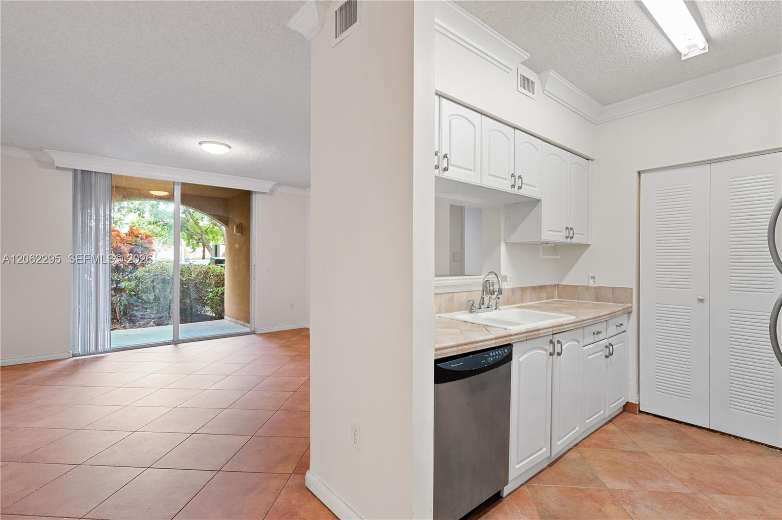 19701 E Country Club Dr #5105 - 19701 E Country Club Dr #5105, Aventura, FL 33180 Luxury Property | Jose Angel Pina