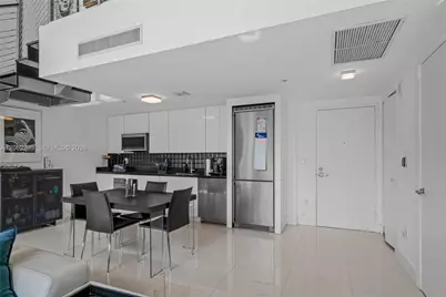 92 SW 3rd St #708, Miami, FL 33130 - Photo 9