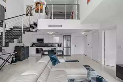 92 SW 3rd St #708, Miami, FL 33130 - Photo 5