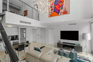 92 SW 3rd St, Miami, FL 33130 - Photo 13