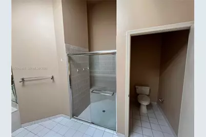 1540 W Lacosta Dr W, Pembroke Pines, FL 33027 - Photo 27