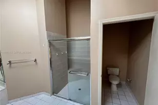 1540 W Lacosta Dr W, Pembroke Pines, FL 33027 - Photo 27