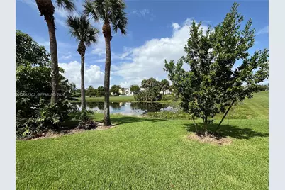 1540 W Lacosta Dr W, Pembroke Pines, FL 33027 - Photo 33
