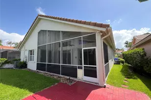 1540 W Lacosta Dr W, Pembroke Pines, FL 33027 - Photo 31