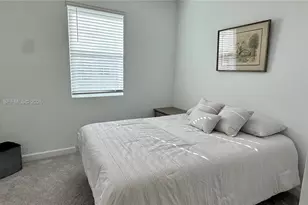 401 SE Crossoak Ln, Port Saint Lucie, FL 34984 - Photo 15
