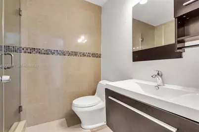5160 NW 112th Ct, Doral, FL 33178 - Photo 23