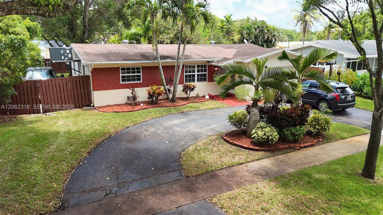 5122 SW 92nd Terrace - 5122 SW 92nd Terrace, Cooper City, FL 33328 Luxury Property | Jose Angel Pina