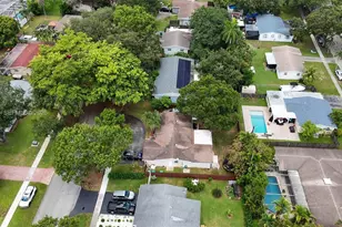 5122 SW 92nd Terrace, Cooper City, FL 33328 - Photo 31
