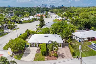 2115 NE 15th Ave, Wilton Manors, FL 33305 - Photo 29